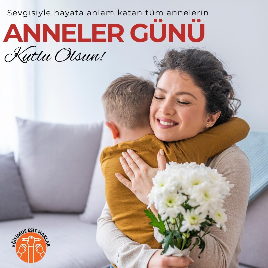 egitimdeesithak's tweet photo. Sevgisiyle hayata anlam katan tüm annelerin #AnnelerGünü kutlu olsun! 💐 ❤ https://t.co/1Eacq8UgOV