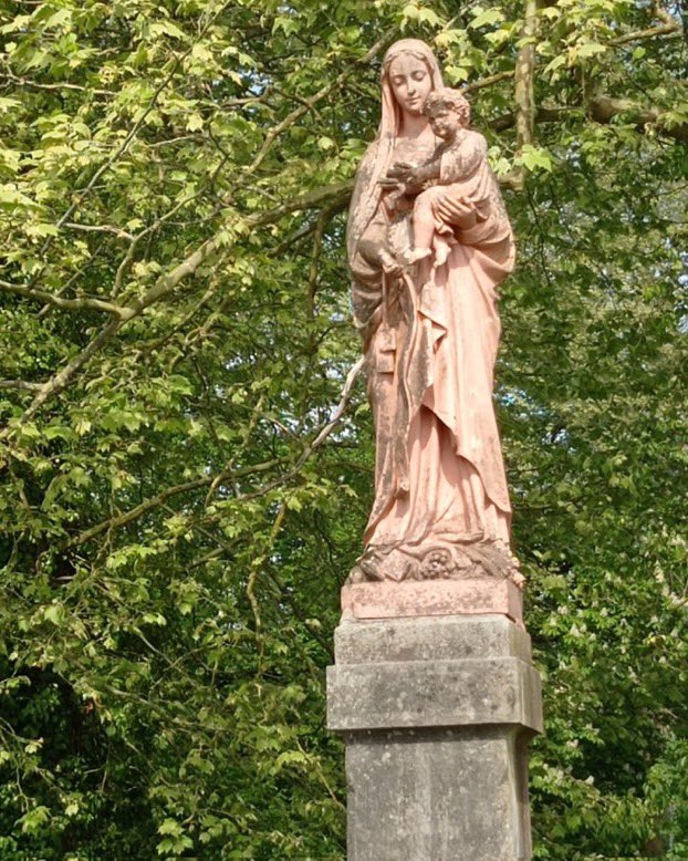 RosairedeFrance's tweet photo. Mère du Sauveur, priez pour nous 
Saint Gein (40) via @cesardalisboa https://t.co/SgjBrWymK9