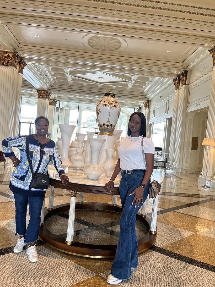 sayy_annie's tweet photo. Travel bucket list 

- Take my mom to Dubai ✅

Yes I did that!!! 

Happy birthday Mama🎉 https://t.co/ypJayCxMyV