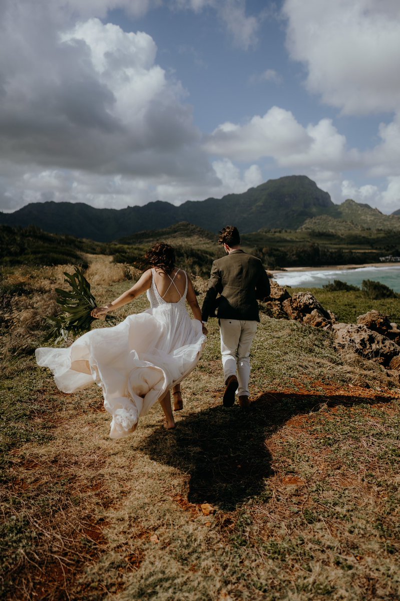 Robert_cobb_pht's tweet photo. Would love to do another wedding on Kauai! #travel #kauai #weddingphotographer #travelelopement #travelphotography https://t.co/oXIPR2fHDi