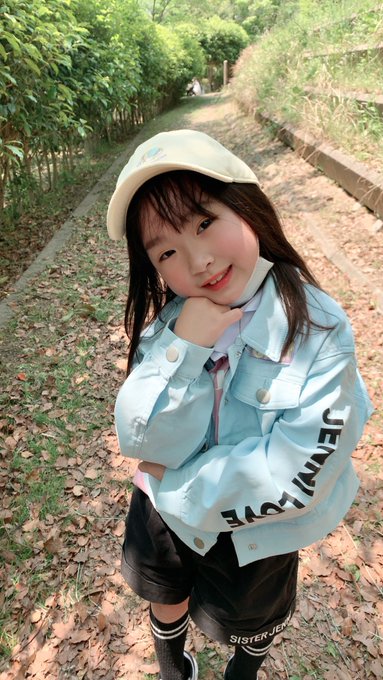 Twitterのコスプレ画像25