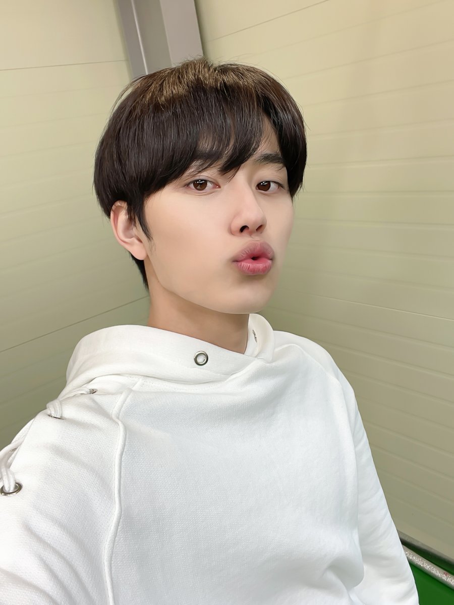 [📺] 큐빅스 ep2. 신원아! 그거 폭탄 아니야! 명훈! 들어와! 느낌표 가득한 여자농구 프로연합팀과의 경기3쿼터

▶️ youtu.be/SHuDpXaQp7Q

#유선호 #YOO_SEONHO