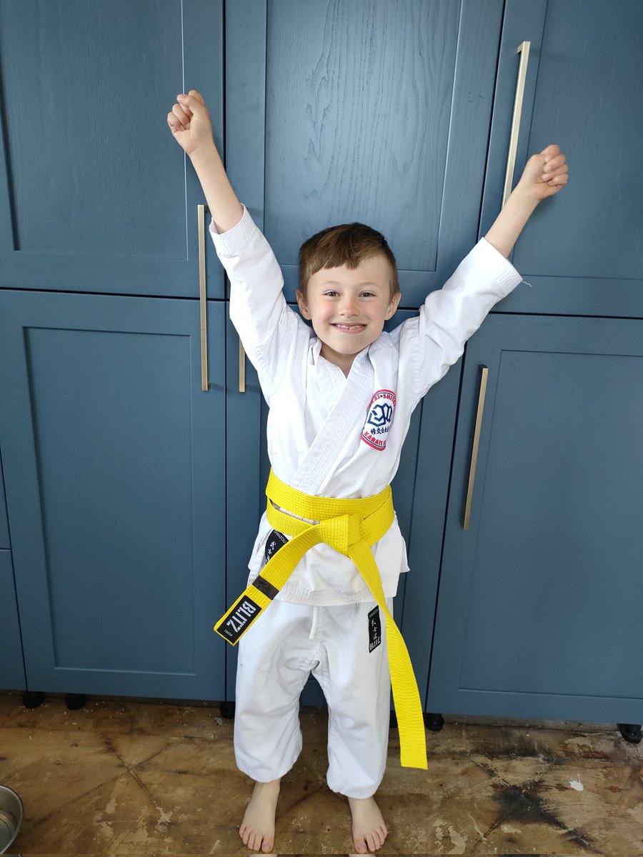 LWard18152703's tweet photo. Breezing into his yellow belt (and tab) this morning! https://t.co/AbbFcvARoX