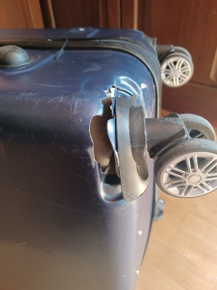 CaroSimo15's tweet photo. @HeathrowAirport Total shambles today. It might have been @ThaiAirways fault that it took 3 hours to get our bags, but staff in baggage hall were rude &amp; unhelpful. AND my bag is damaged, but I had waited so long I didn't have time to queue to report it. What do i do? https://t.co/yLLzZBeNmi