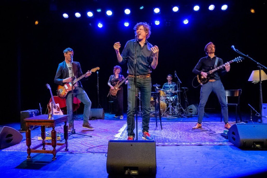 mrtbollen's tweet photo. Vanavond de laatste show van de @FTM_nl theatertour. In de @meervaart in Amsterdam. Verhalen over onderzoeksjournalistiek en live muziek. Samen met @EricChrSmit @EelkeA @janjaaprypkema en @richard_jong. Nog enkele plekken vrij, komt dat zien! https://t.co/J0yFjoVJ3E
