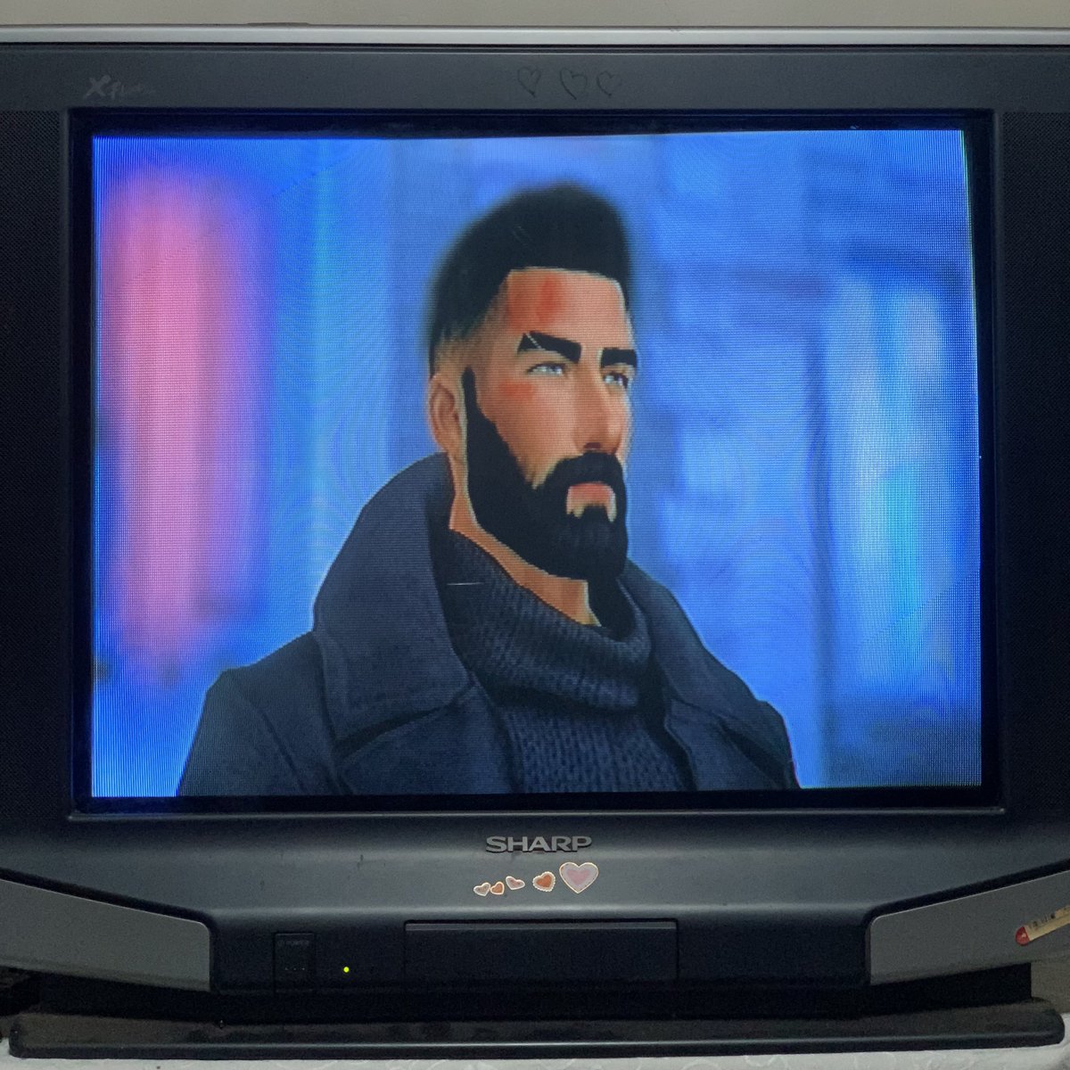 PTMontsims's tweet photo. I’m testing The Sims 4 in an old TV! https://t.co/atSrgK1M5X