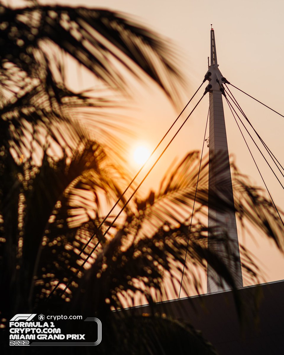 HardRockStadium's tweet photo. Hey @f1miami! Let’s go racing today! 👀😍 https://t.co/b1xtH0pkPe