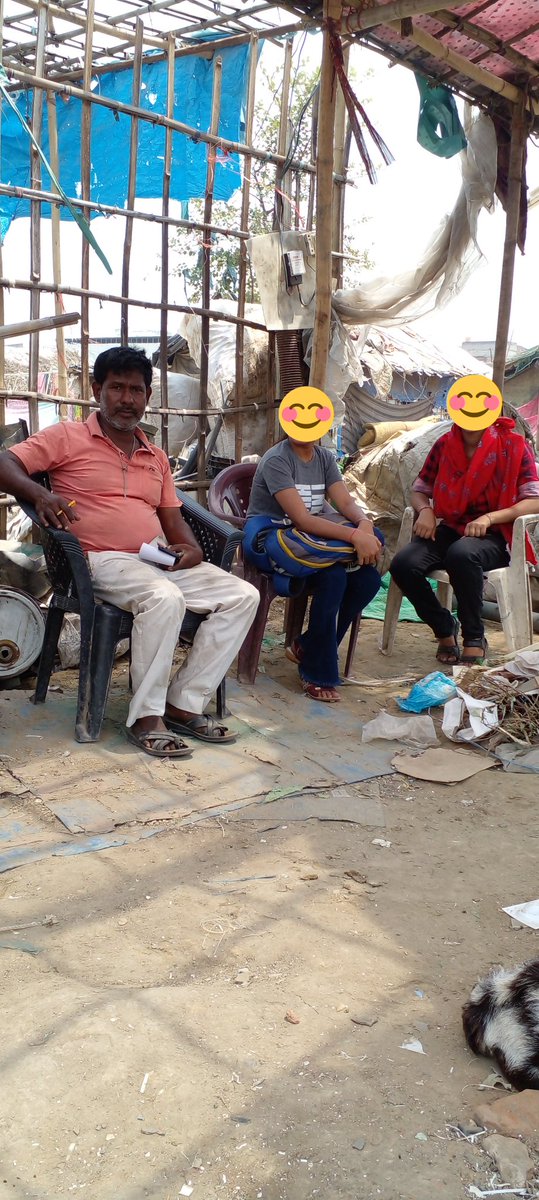 Helping480's tweet photo. Today we went to talk about the education of children in slums.
In which our team will give free education to 20-40 children and copy, pencil, rubber, cutter etc. will be given by the team for the children to read.
from next week we will start teaching. https://t.co/zikIbunBsB