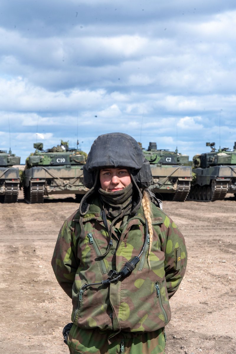 Maavoimat's tweet photo. #Arrow22 #ampumavaihe,
 Huomio!📣Ensimmäiset #PSVK kovapanosammunnat alkamassa Niinisalossa #PSPR  - Tätä on odotettu intin ensimmäisestä päivästä! Jännitystä ilmassa💥👍#iskejamurra #maavoimat #PORPR #varusmieskoulutus https://t.co/v9zmAP9CXg