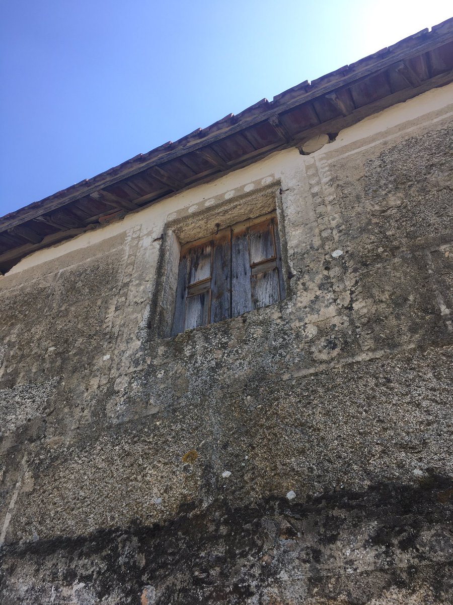 Que vos parecen estes esgrafiados da parroquia de Torneiros (Allariz)? <a href="/apatrigal/">Asociación para a defensa do Patrimonio Galego</a> <a href="/Torneiros1/">Torneiros</a>