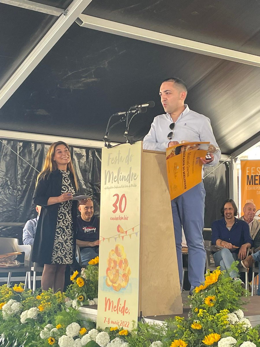 Nuestro colaborador, el chef pastelero Manuel Garea, ya es Embajador del Melindre y la Repostería Tradicional de Melide. ¡Enhorabuena!