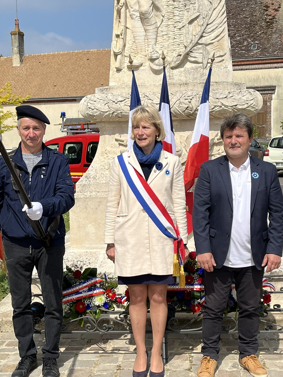 VeroLouwagie's tweet photo. #orne #Ceton 77ieme anniversaire de la liberté et de la lutte contre le fascisme. #devoirdememoire #8mai1945 #8mai2022 . A Ceton https://t.co/meDTq8sqE4