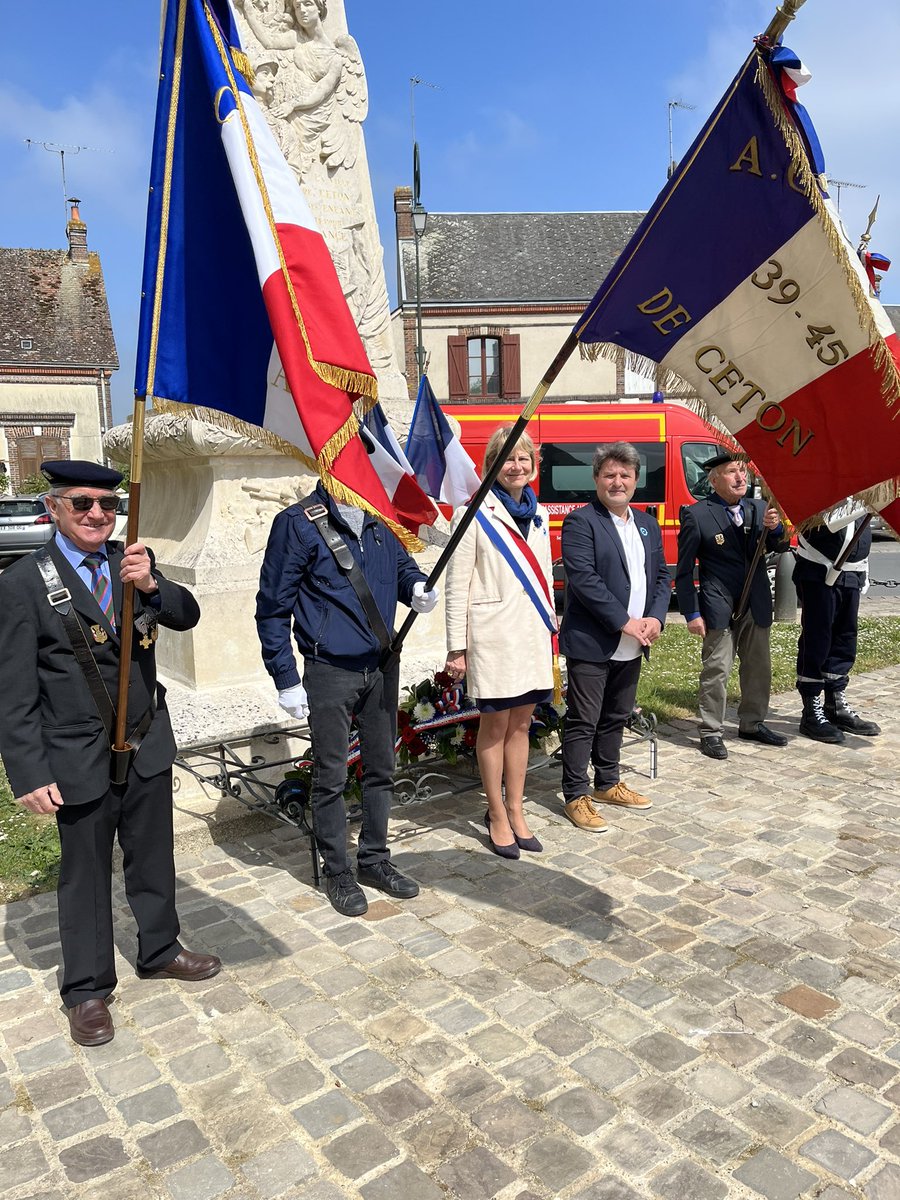 VeroLouwagie's tweet photo. #orne #Ceton 77ieme anniversaire de la liberté et de la lutte contre le fascisme. #devoirdememoire #8mai1945 #8mai2022 . A Ceton https://t.co/meDTq8sqE4