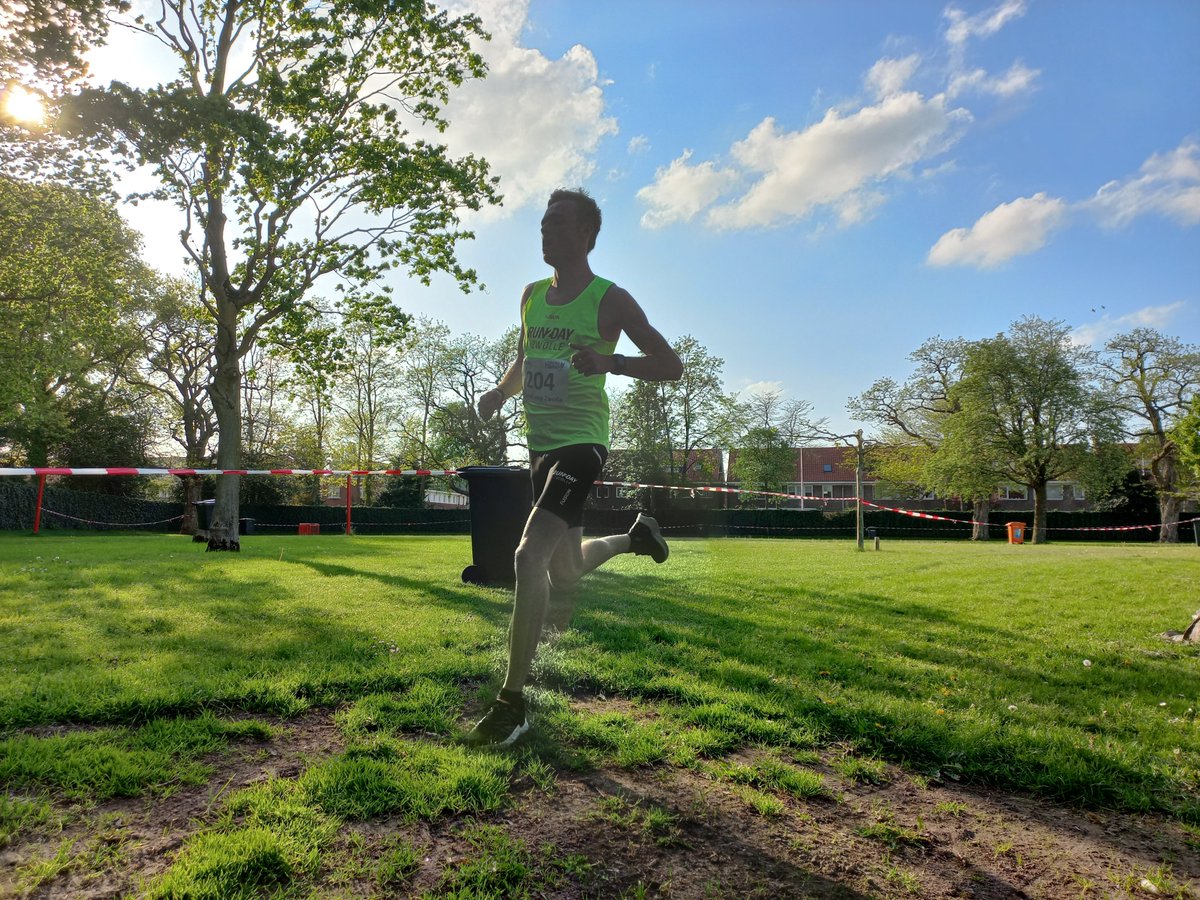 Luca Poppe was samen met zijn vader René <a href="/rjjpoppe/">Rene Poppe</a>  het snelste duo tijdens de Zwolse zwemloop