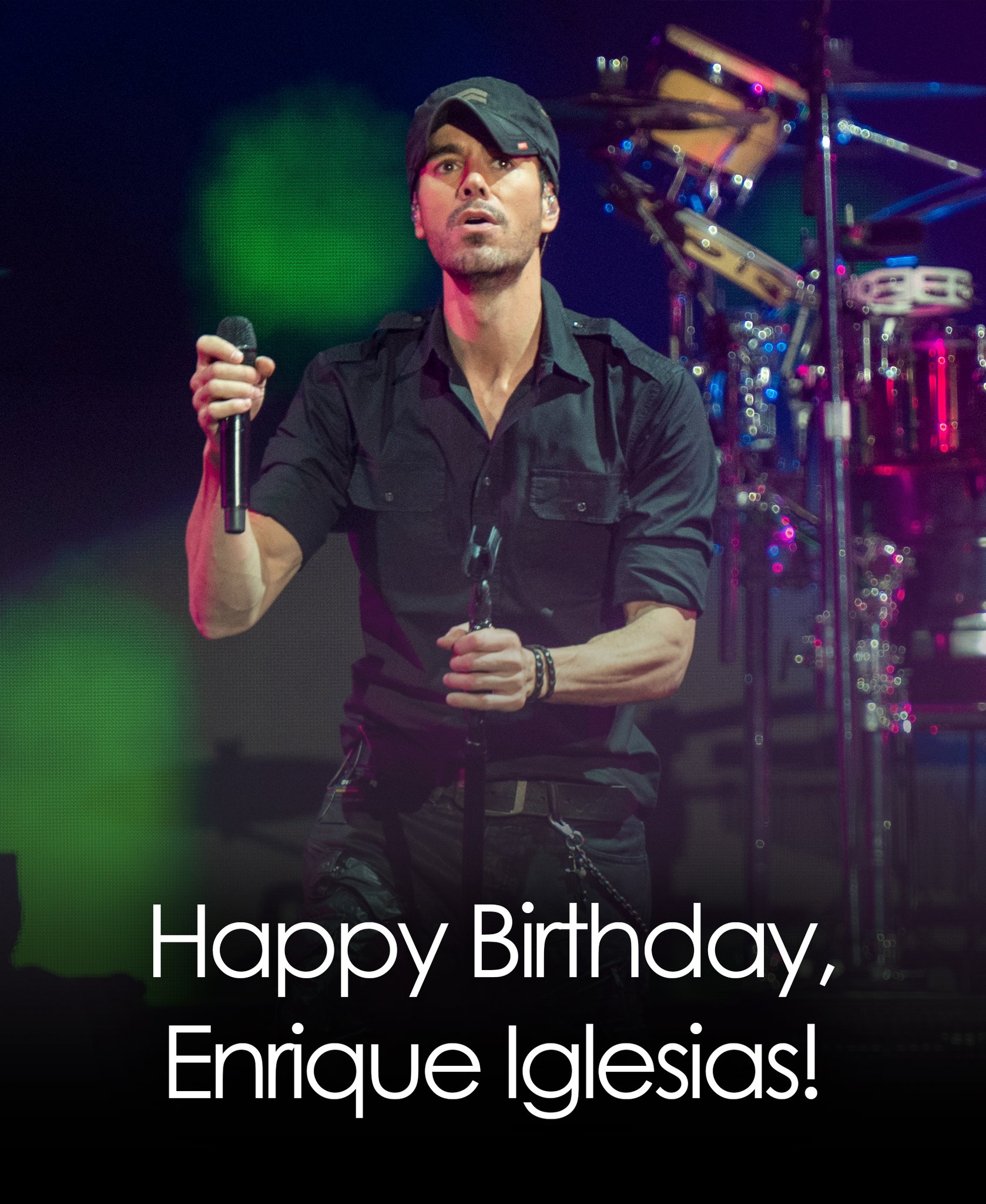 HAPPY BIRTHDAY, ENRIQUE IGLESIAS! The singer is turning 47 today.  