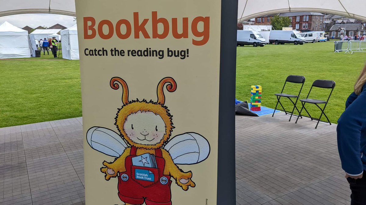 discinverclyde's tweet image. Bookbug and friends are looking forward to hearing ‘There’s a Hole in my Bagpipes Wee Hamish Wee Hamish’ at today’s @InverclydeLibs #BookbugSession at @GourockHGames

#DiscoverInverclyde #DiscoverGourock
#Gourock #YS2022 #Bookbug #MelioraFestival