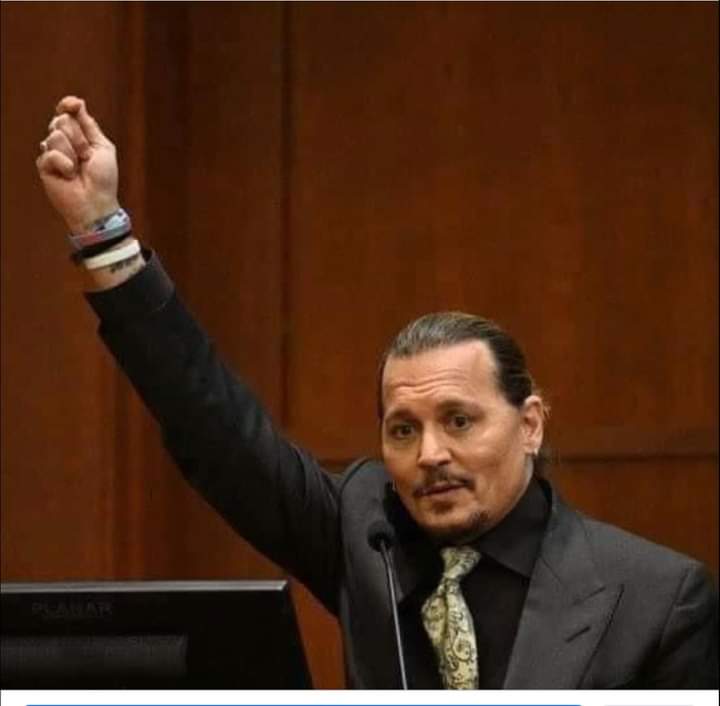 DANTE_eloficial's tweet photo. El principal triunfo de Johnny Deep, ha sido demostrar… que no todo hombre es culpable por ser hombre y que no toda mujer es inocente por ser mujer… https://t.co/mjghTsxLGW