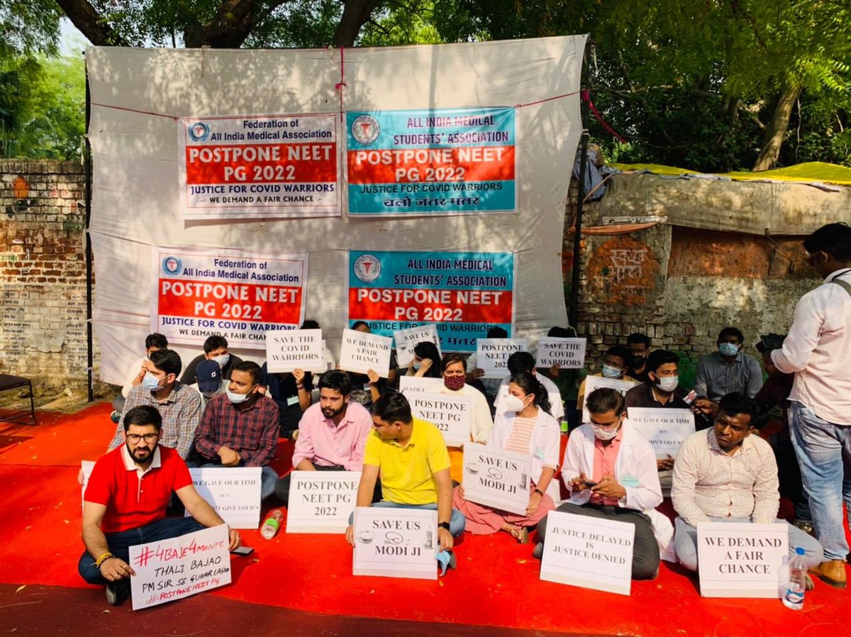 nsui's tweet photo. NSUI National Secretary @GaurNsui and Delhi NSUI President @Kunalsehrawat8 joined the protest of #NEETPG2022 aspirants at jantar mantar, New Delhi and supported their demand of #NEETPG2022DEFERMENNT https://t.co/N6kd5ACRhy