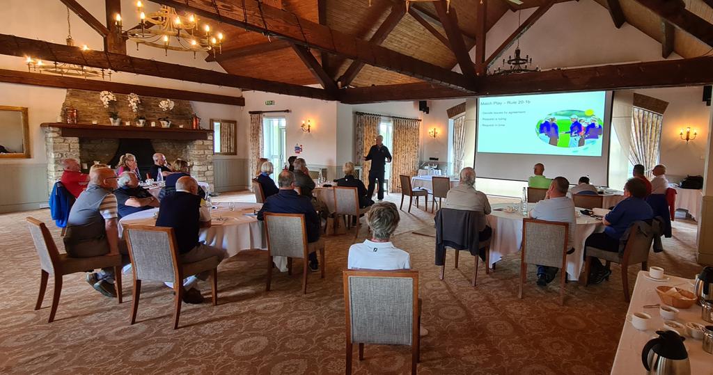 paulberry64's tweet photo. @EnglandGolf Level 1 Rules School being run by @wiltshire_golf rules officials today. Thanks to the @CumberwellPark for the use of their wonderful facilities. https://t.co/8HyCc7Vdmj