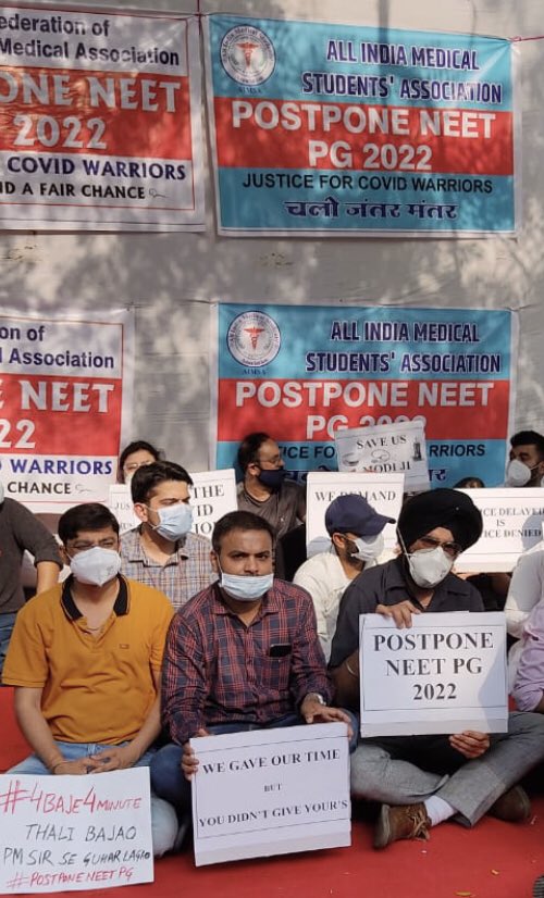drasmalhi's tweet photo. #Neetpg2022 Aspirants protest at Hundreds of doctors have joined protest #JantarMantar
Stay United
DOCTORS UNITY ZINDABAD
Humble request from @UDAIndia @drdeepankar07 
@DrRohanKrishna3 @FAIMA_INDIA_ to @mansukhmandviya @narendramodi @NMC_IND @NBEMS_INDIA to
#POSTPONENEETPG_MODIJI https://t.co/fVqnma6VnZ