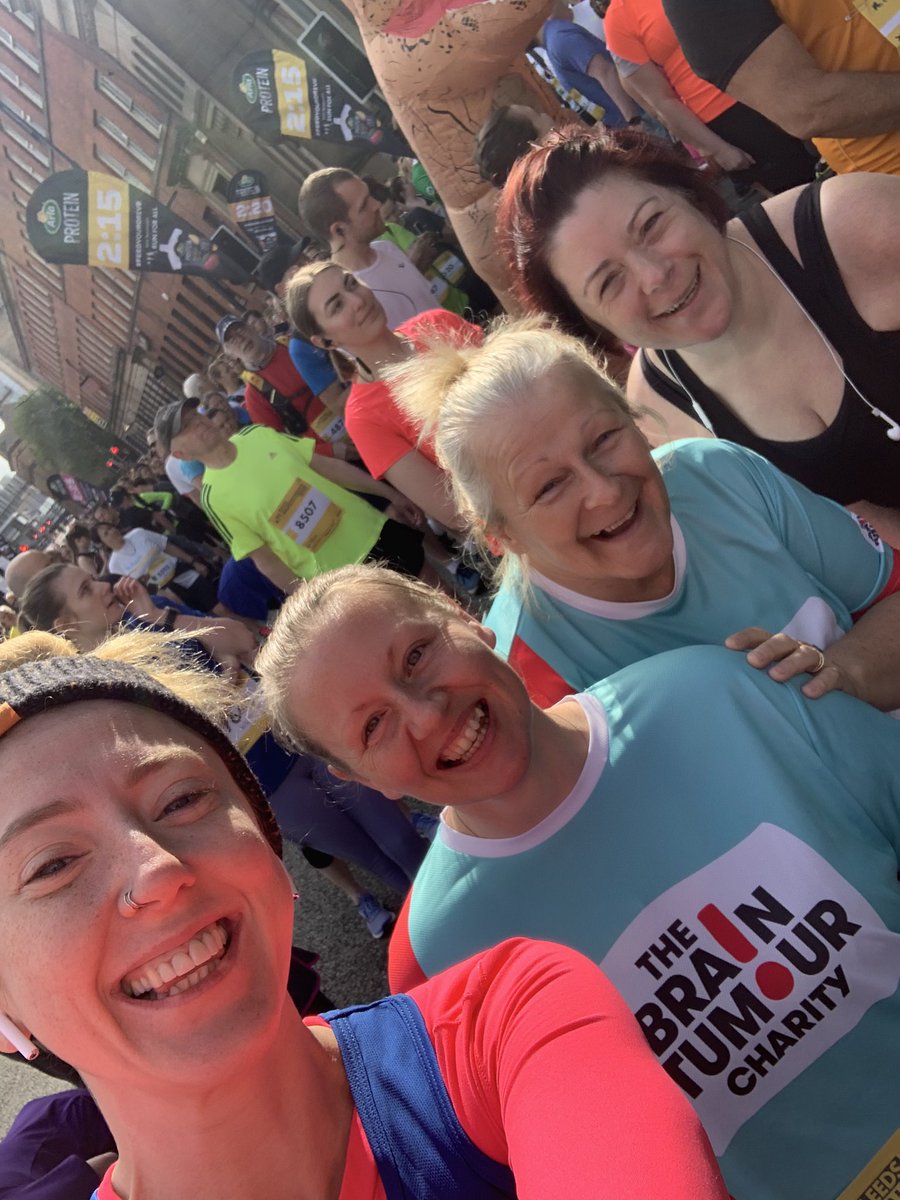 I made some mates at the start line! #LeedsHalf #ForNate @BrainTumourOrg