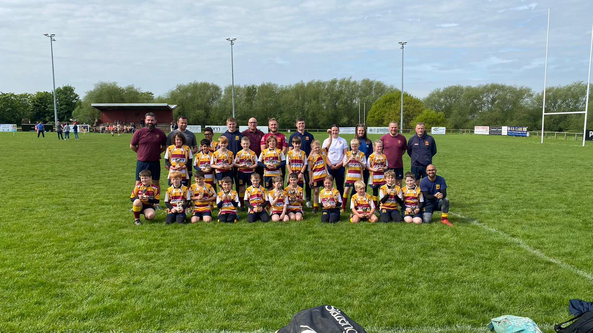 MiniRufc's tweet photo. A fantastic way to end a superb season. A huge thank you to @SandalBeasts and @sandalrufc for providing the players for the presentation #upthedal #smilingchildren https://t.co/ntPuLIpbPb