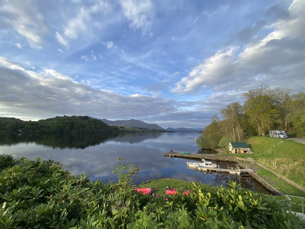 SandieMaciver's tweet photo. Photographed a beautiful wedding in Argyll yesterday. What a stunning location. This is the view from my hotel up the road from the wedding venue.. #Stornowayphotographer #Scottishweddingphotographer #Argyllwedding #SandiePhotos #havevanwilltravel https://t.co/nUYiPVq3Em