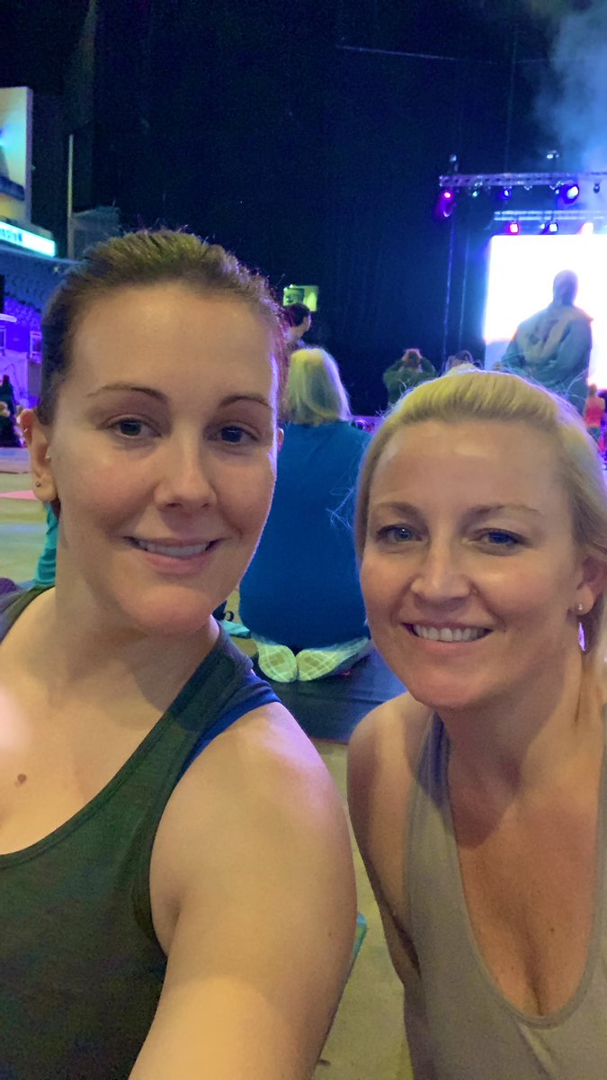 Fifi_mc's tweet photo. HIIT with @thebodycoach #priorityjoewicks #theo2 🙌🏼 baby’s first HIIT class!🤰🏻 https://t.co/nrXMrOw8YG
