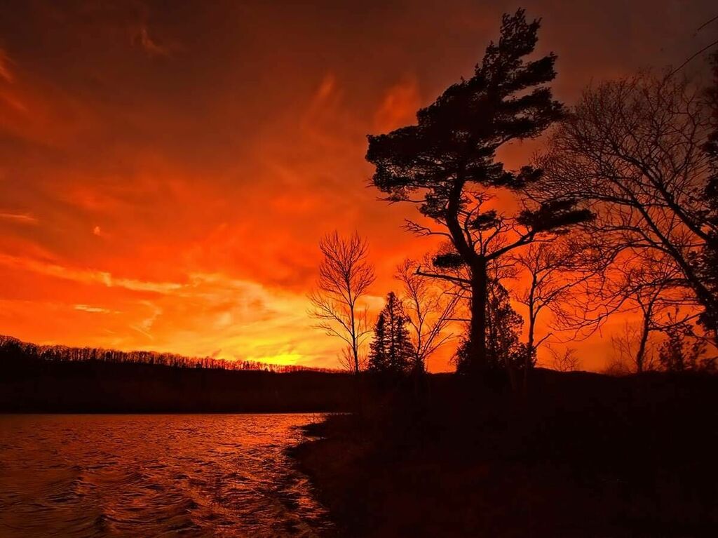 dennisbuchner's tweet photo. Happy Mother’s Day!!! #Puremichigan #puremittigan #puremittenpride #puremitten #m22life #michiganphotographer #canon #on1photo #grandtraverseliving #capturingmichigan #lightroom #greatlakeslocals #michiganunsalted #awesomemitten #midwestlivingmag #michig… https://t.co/skjq2uKRPs https://t.co/38eIDZ28KV