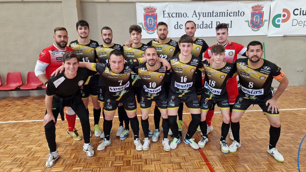 AlarcosFS's tweet photo. FÚTBOL SALA
🏆 Tercera División grupo XV
📅 Jornada 28
ALARCOS SALESIANOS F.S. 5⃣
F.D. MORA F.S. 0⃣
⚽️⚽️ Carlos
⚽️⚽️ Álvaro
⚽️ Monde
@Vestas 
@asador_elchico https://t.co/rcS6Q5jIgx