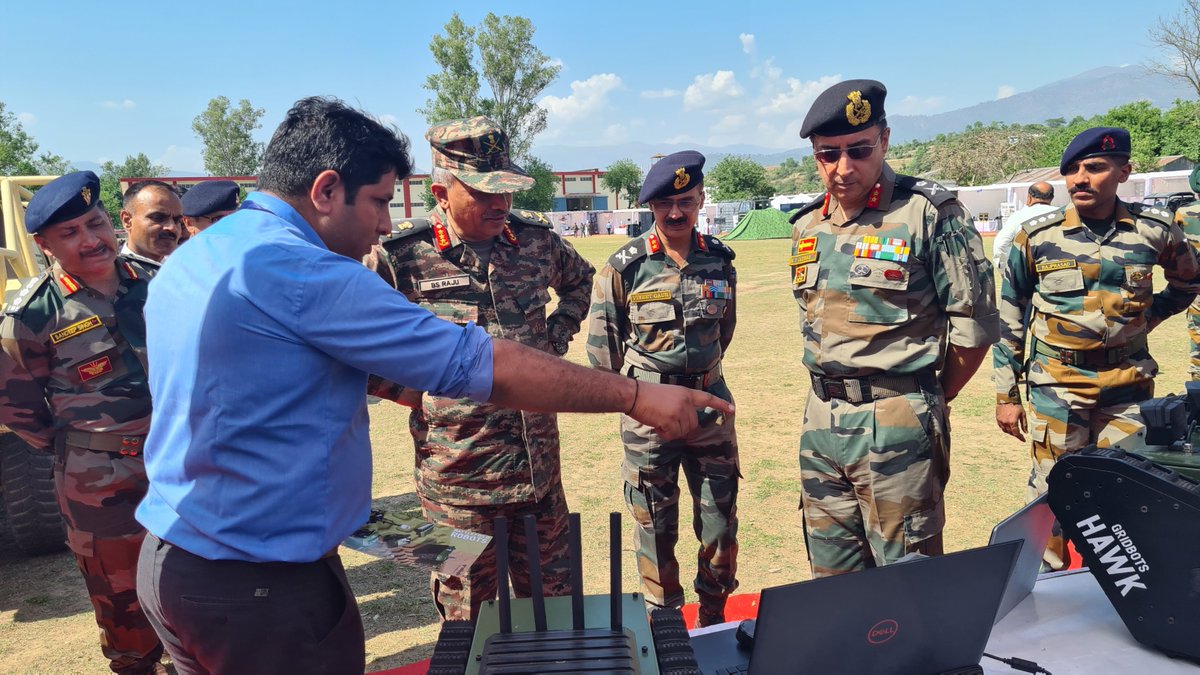 Gridbots's tweet photo. Vice Chief of Indian Army [BS Raju] , Lt. General Upendra Dwivedi and Major General KV Jauhar visited Gridbots booth and appreciated the products and technologies to pave the way forward.
  
 #gridbots #indianarmy #northtech2022  #defenserobots #acv #ugv #futureofwar https://t.co/b34cFcYT5r
