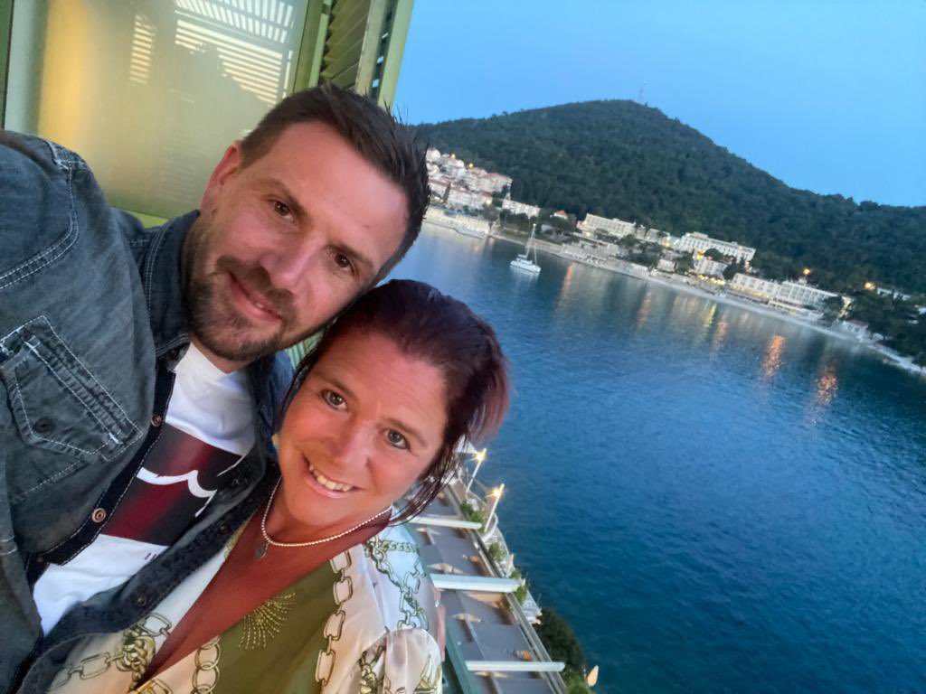 jennac2's tweet photo. @HotelMoreDu thank you for a fantastic stay one of the most beautiful locations in the world ! Amazing staff and fantastic views can’t wait to return one day ❤️❤️ https://t.co/tB8QHPSOoY