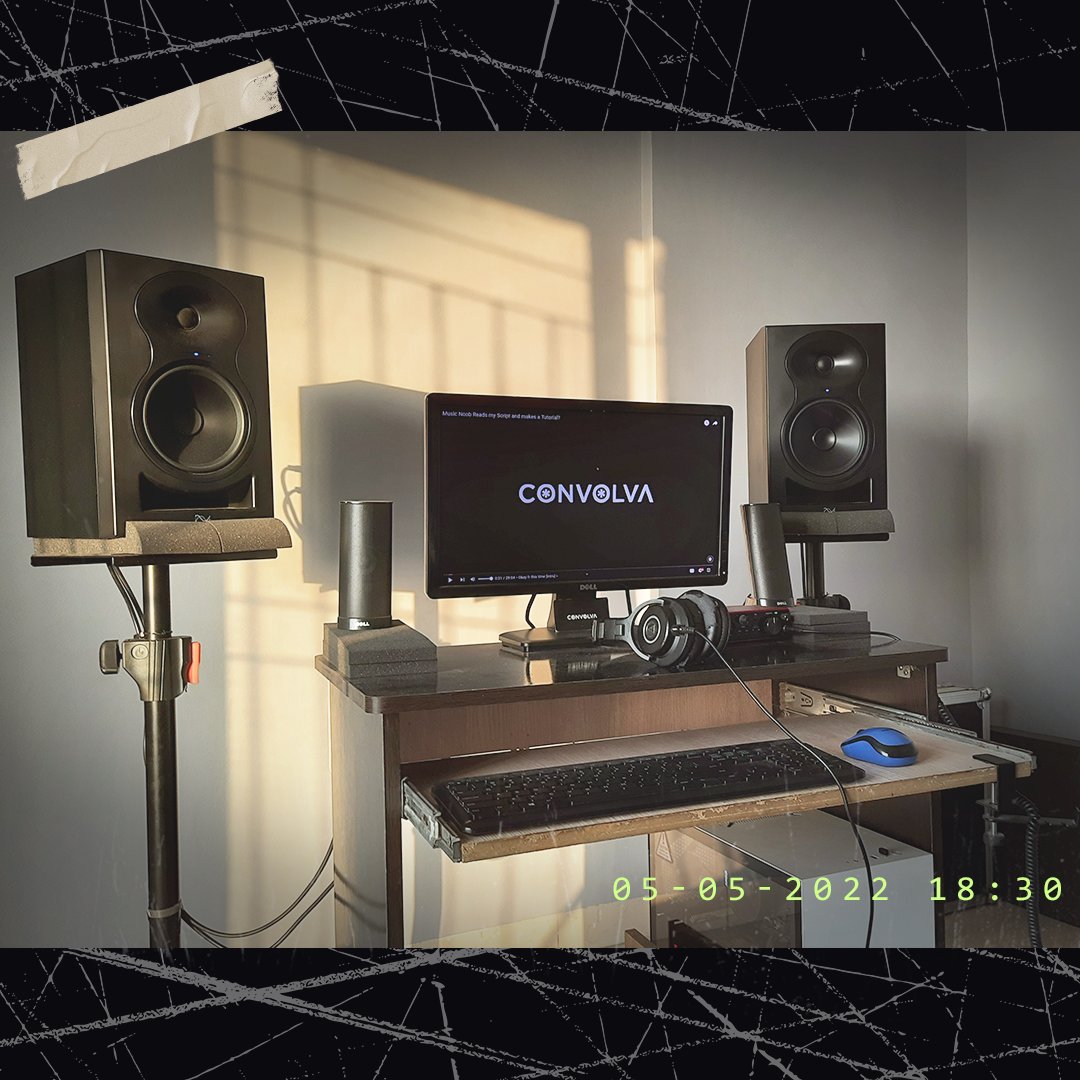 convolva's tweet photo. After 3 years of constant issues, FINALLY there are no more issues in the ceiling!! 😌

The renovation is still ongoing, however, I thought this was a good time to start sharing. I have also recorded a lot of videos over the past 6 to 7 months with Sriya

#studio #musicstudio https://t.co/AKzPFe8SxK