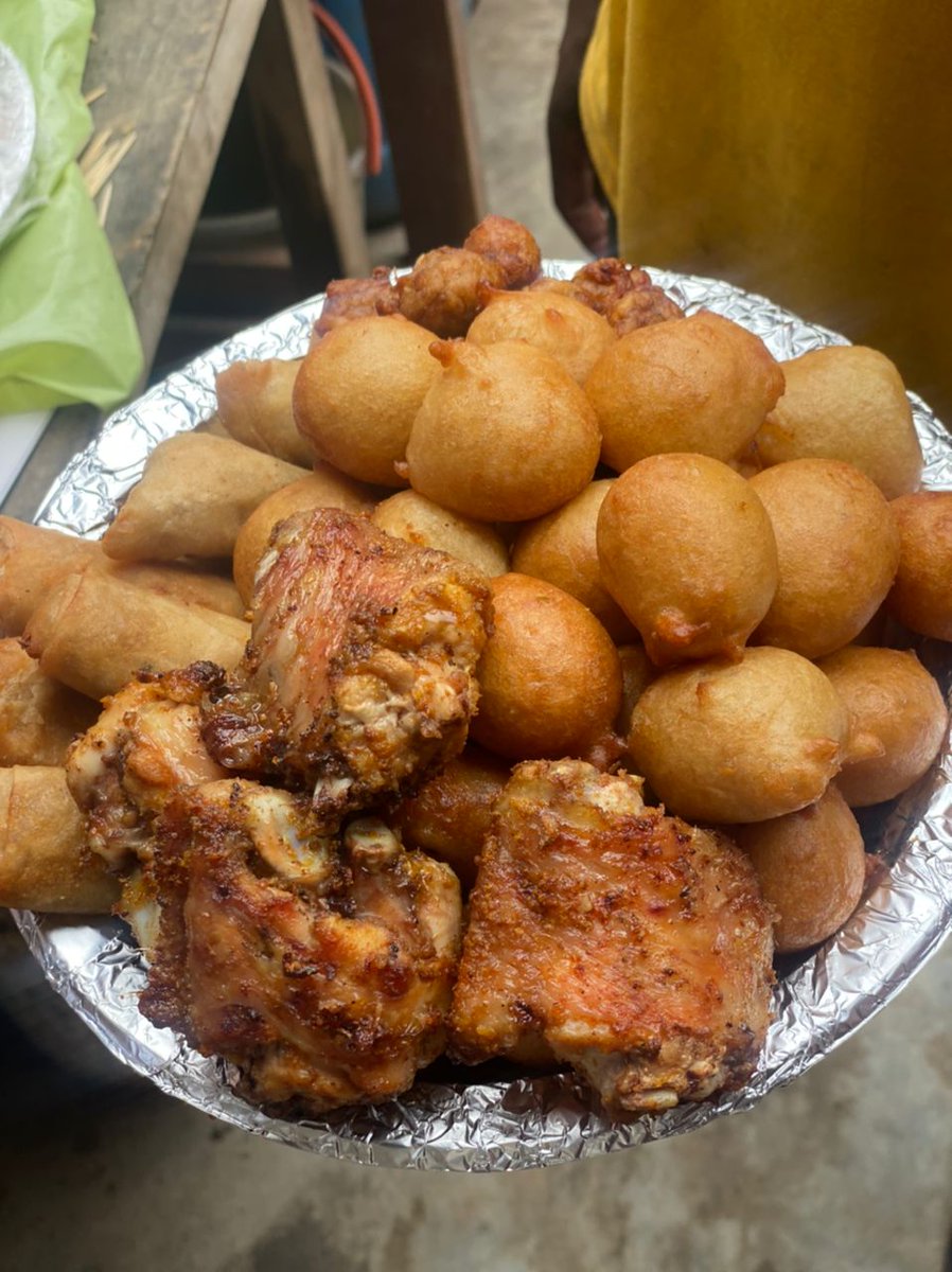 ChopsTee's tweet photo. Good morning my delivery for the day u can place ur order for any kind of events. On WhatsApp or call on 08083687028 or Dm @Samuel0X_ @YemisiSosanya2 @LeoKolade @yungblud #BLACKPINK #catexpo8 https://t.co/OxBX4oLROx