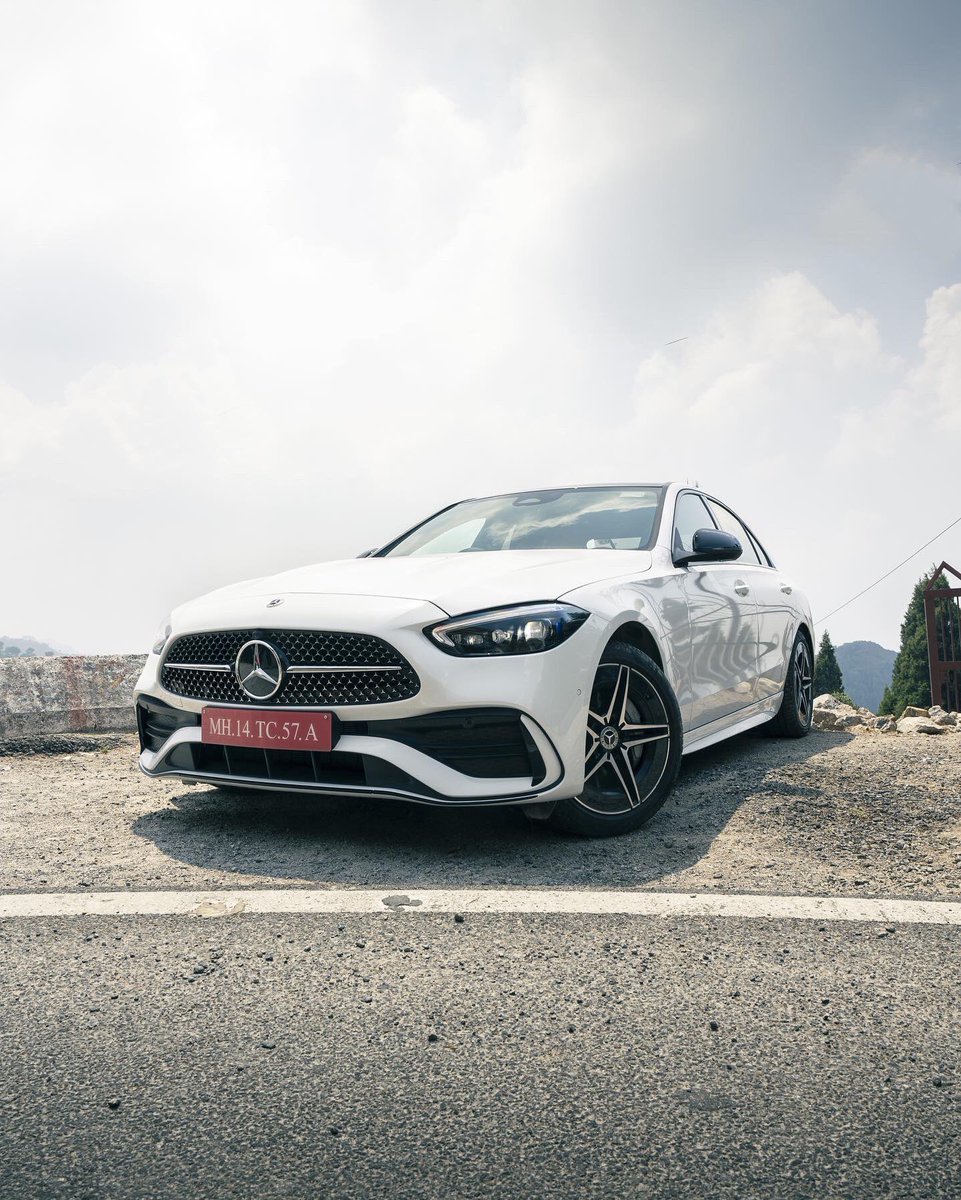 MercedesBenzInd's tweet photo. Watch the new C-Class conquer the world, right in front of your eyes.

#2DaysToGo for the launch of the new C-Class. 

#NewCClass #NewComfortZone #MercedesBenzIndia #WaitIsAlmostOver https://t.co/XU7ucEyUfY