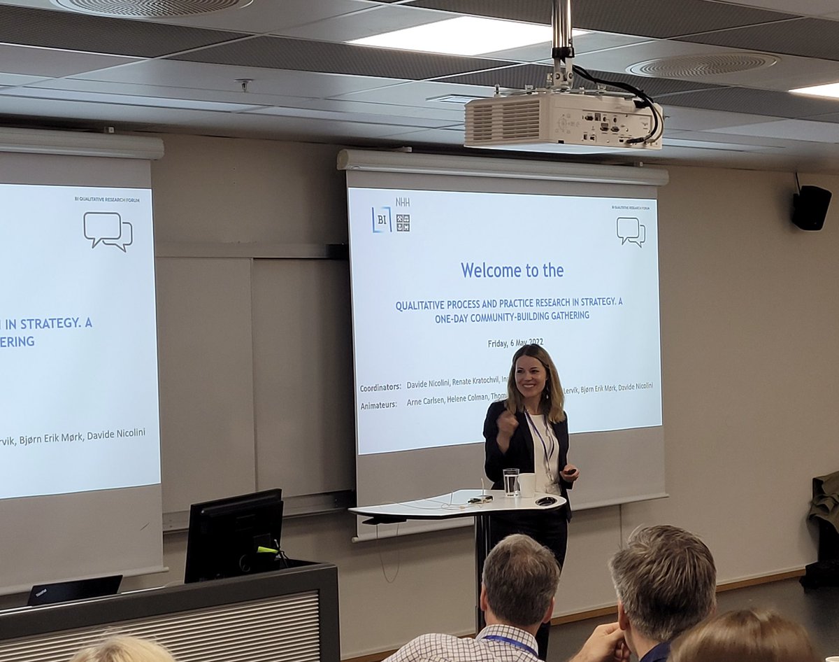 Ren8te's tweet photo. Should we #replicate or #repeat #qualitative research studies? Data are not an #Amazonparcel that can #simply be #collected: It includes relationship building. These are a few #highlights from our 1. #physical event @HandelshoyskBI #Qualitive Research Forum. with @NicoliniDavide https://t.co/mR0R7cefvq