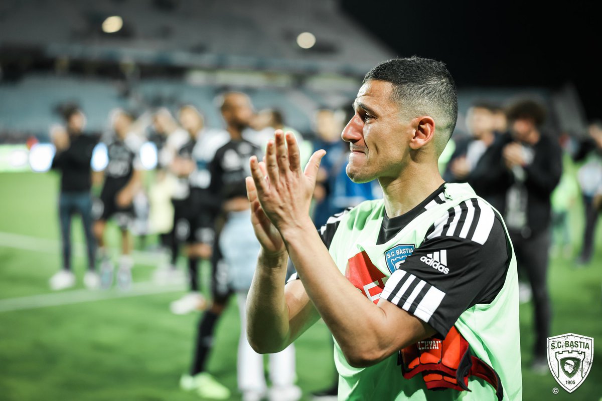 Bravo mon ami <a href="/ChaoukiBensaada/">ben saada chaouki</a> quelle magnifique carrière mais surtout quel homme en or. Place à la seconde vie... <a href="/SCBastia/">SC Bastia</a>