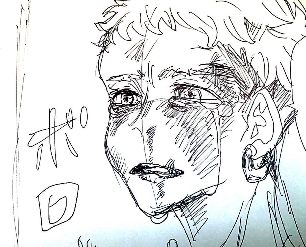 ネーム描きながらボロッボロ泣いてる 