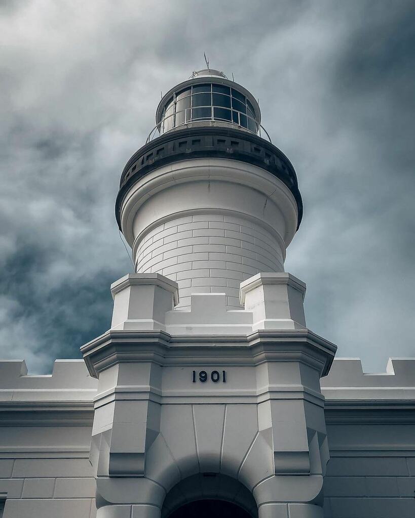 byronbay's tweet photo. Iconic Byron Bay… 📷 Posted @milan_v_photo This filter gives me shutter island vibes 😬
.
.
.
.
#byronbay #australia #byronbaylighthouse #exploreaustralia #explorensw #sony #sonyalpha #moodygrams #lighthouse https://t.co/WYkNEVFSQI https://t.co/toQ4eUJb8d
