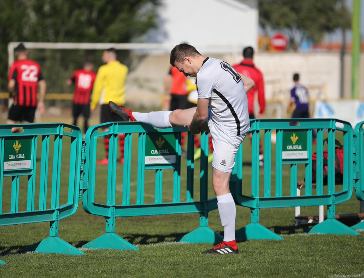 ¡Empiezan las finales de la Liga Empresas @GrupoRecoletas de <a href="/ESFundacion/">Fundación Eusebio Sacristán</a> en #Mojados!
¡Una fiesta del ⚽️!
📷 <a href="/rubenortegafoto/">Rubén Ortega Fotógrafo</a>
