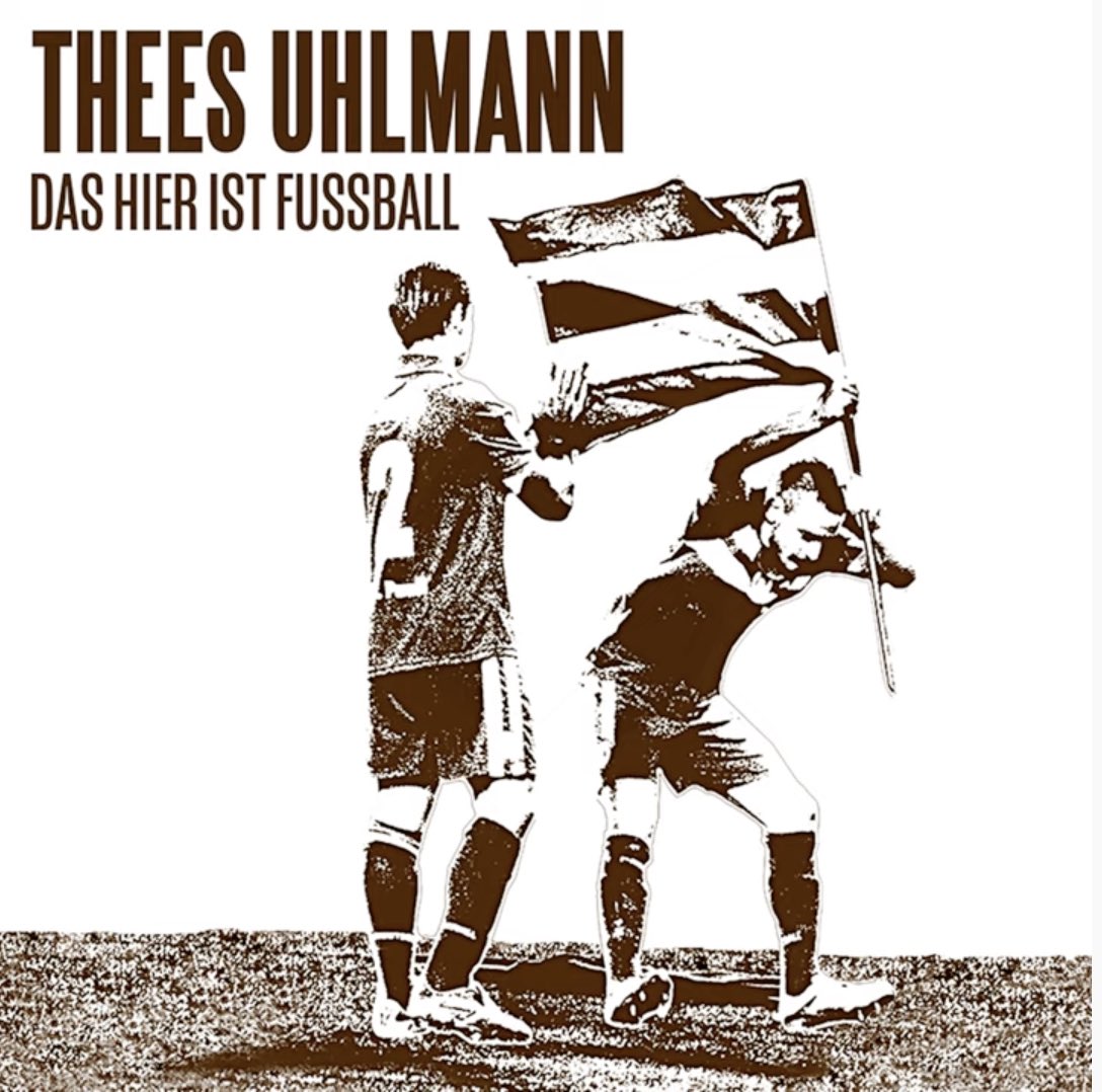 Tragik ist wie Liebe ohne Happy end.
Und eines ist wirklich sicher:
Das die Tragik St Pauli kennt!
Doch die Liebe beweist sich erst
Wenn der Wind zunimmt.
Und hooray, hooray, hooray, FC St Pauli!
Das hier ist Fußball, das hier sind Dramen! <a href="/theesuhlmann/">thees uhlmann</a> <a href="/fcstpauli/">FC St. Pauli</a>
