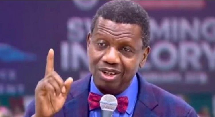 Naija_unlockd's tweet photo. The General Overseer of the Redeemed Christian Church of God Pastor Enoch Adeboye, has stated that heaven is not sure for christians who do not win souls for God.
.
Nenye. Ade Tiger. #AMVCA8 https://t.co/qQO1Cj6F93