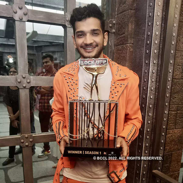SIM_Indian's tweet photo. Heartiest congratulations to Dear Apna Bhai @munawar0018 #LockUppGrandFinale #lockupwinner #MunawarFaruqi #winner you deserve more than this
It just a beginning.... https://t.co/92R9dT0UiN