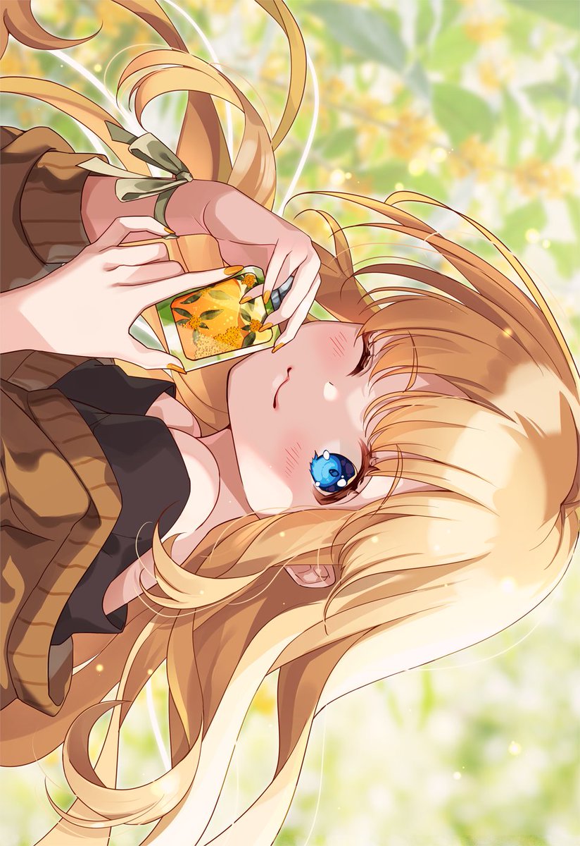 1girl solo one eye closed blonde hair blue eyes long hair looking at viewer  illustration images