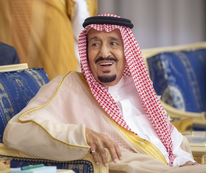 أسال الله العظين أن يحفظ قائدنا ومليكنا #خادم_الحرمين_الشريفين #الملك_سلمان_بن_عبدالعزيز و أن يلبسه لباس الصحة والعافية