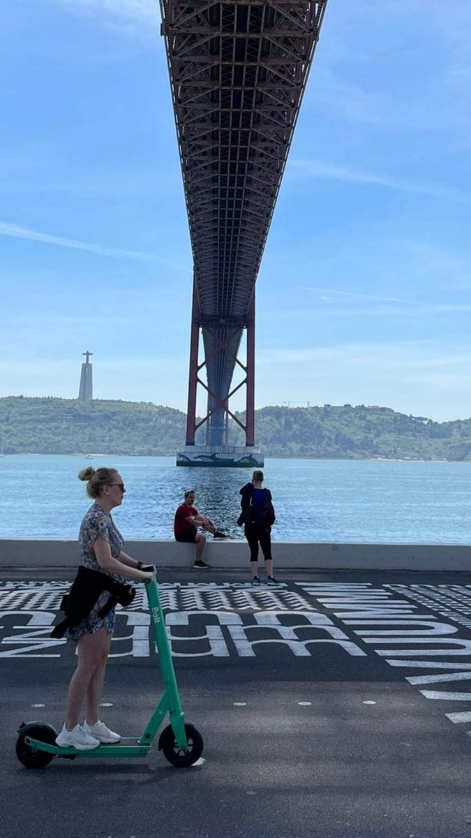 CulinariaOutono's tweet photo. Já lá vão quase 25 anos desde que os velhos armazéns portuários do Porto de Lisboa, em Alcântara, se revitalizaram numa nova e vibrante zona de lazer ribeirinha, até hoje procurada por lisboetas e turistas estrangeiros.
#portugalbanzado #portugallovers https://t.co/ulS4QbC8QO