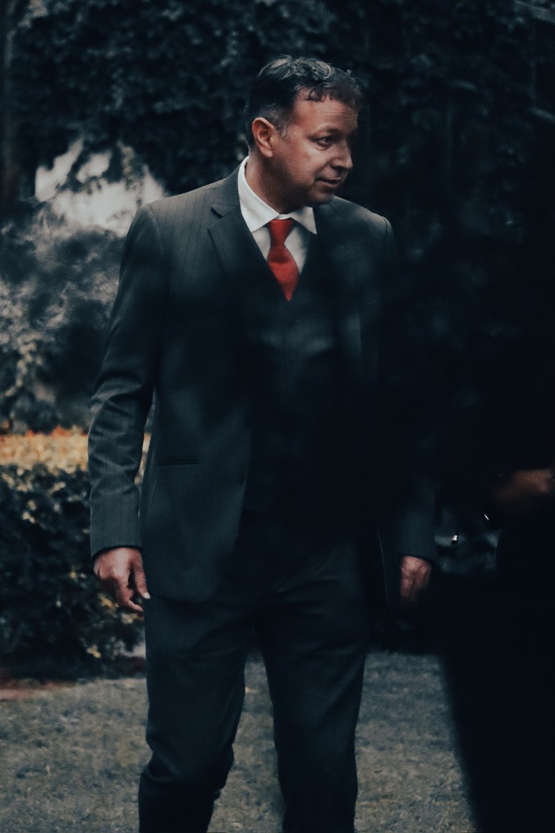kyledsr's tweet photo. Bond , James Bond !
#streetphotography #streets_storytelling https://t.co/ggG5jghA9I