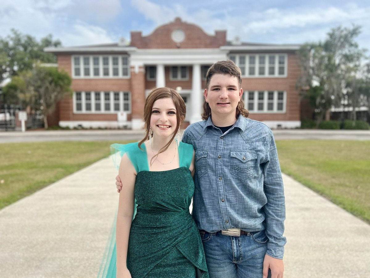 AbiHart2020's tweet photo. Abrianna had a blast at the CRMS 8th grade dance! ♥️🖤🐾🪩 It’s all about the memories you make! @CrmBearcats @CitrusSchools https://t.co/RhHUpN8DVi