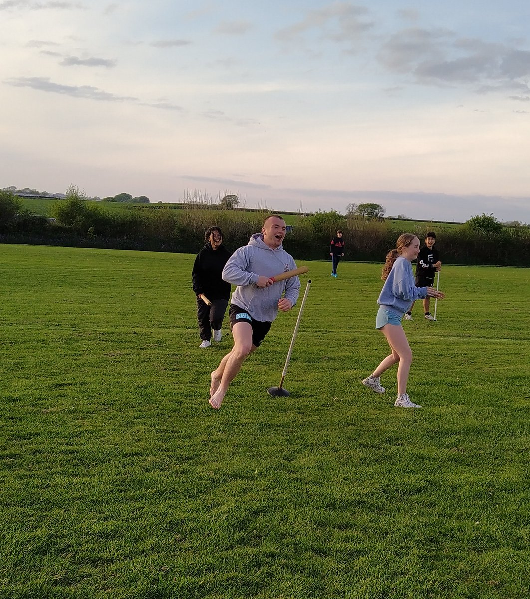 ShebbearCollege's tweet photo. A great evening for a boarders' rounders match last night! #Devon #springevenings #boarding #devonboardingschool #boardingschool #iloveboarding #rounders #shebbearboarding https://t.co/4CZMX7GcgP