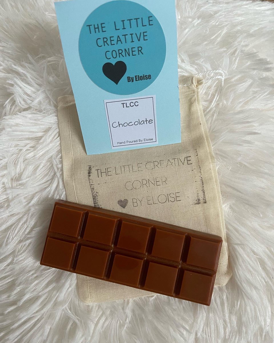 TLCC_byEloise's tweet photo. A chocolate snap bar🤎

Our snap bars are all hand poured, vegan friendly, animal cruelty free and they are made from soy wax. They are then presented in one of our 100% natural material cotton bags which are eco friendly and non-toxic!🤩

Snap bars are only £3
#snapbar #waxmelt https://t.co/BIEcdXDoFg
